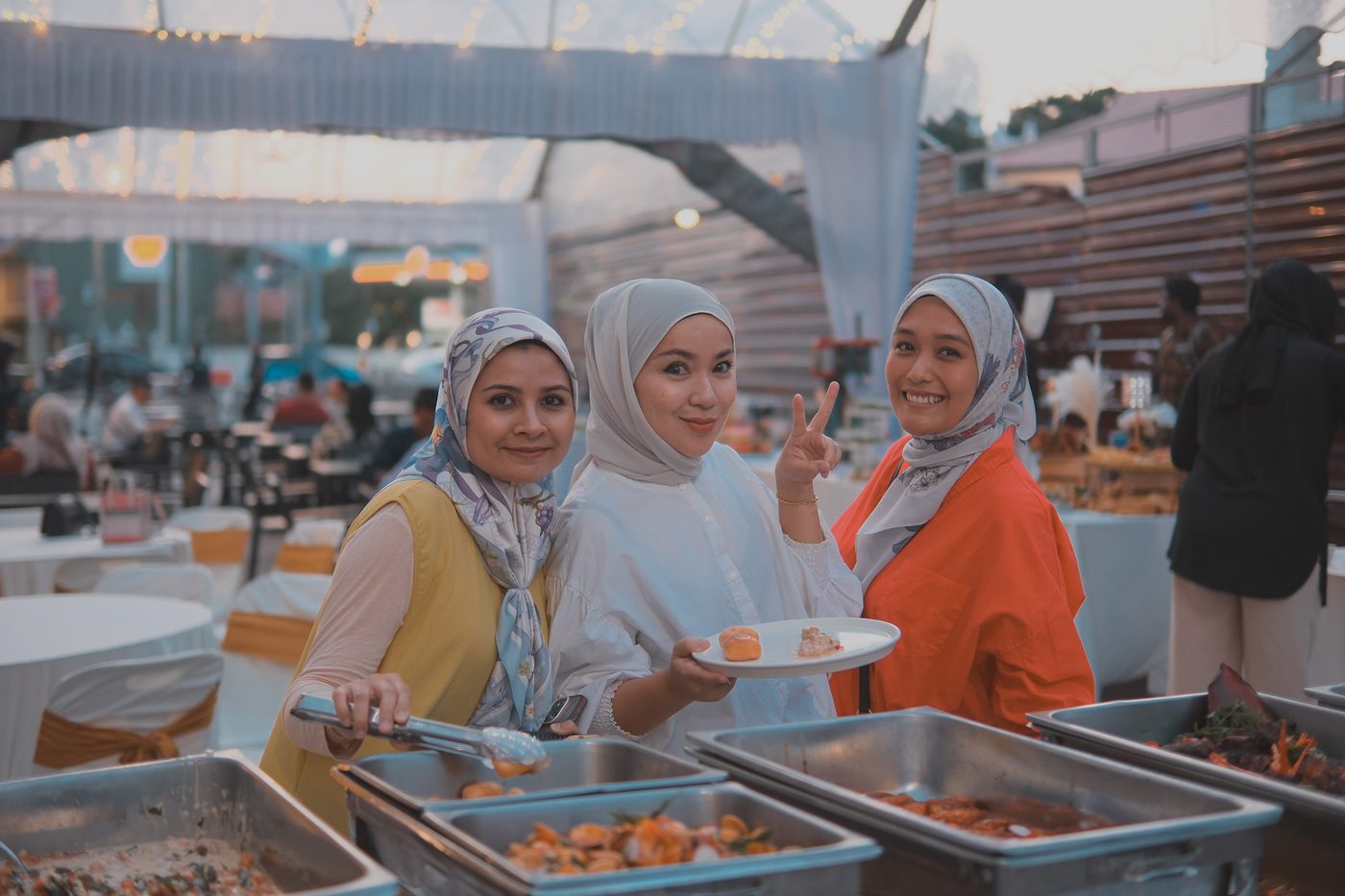 Guests at a buffet event